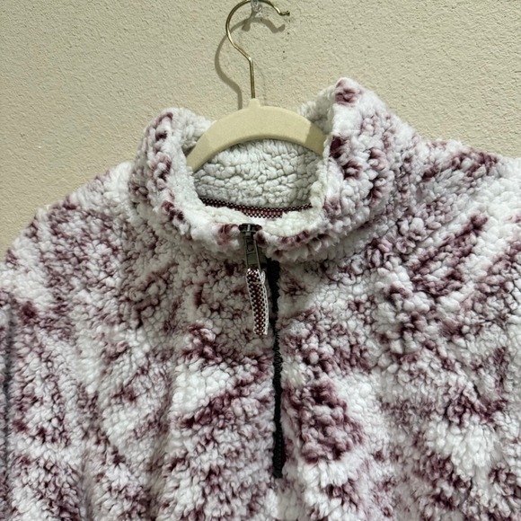 Cozy Sherpa Pullover Women's XL Burgundy White Ikat Faux Fur Jacket - Picture 1 of 6